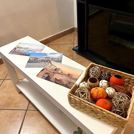 Core Guest House Наполи Екстериор снимка
