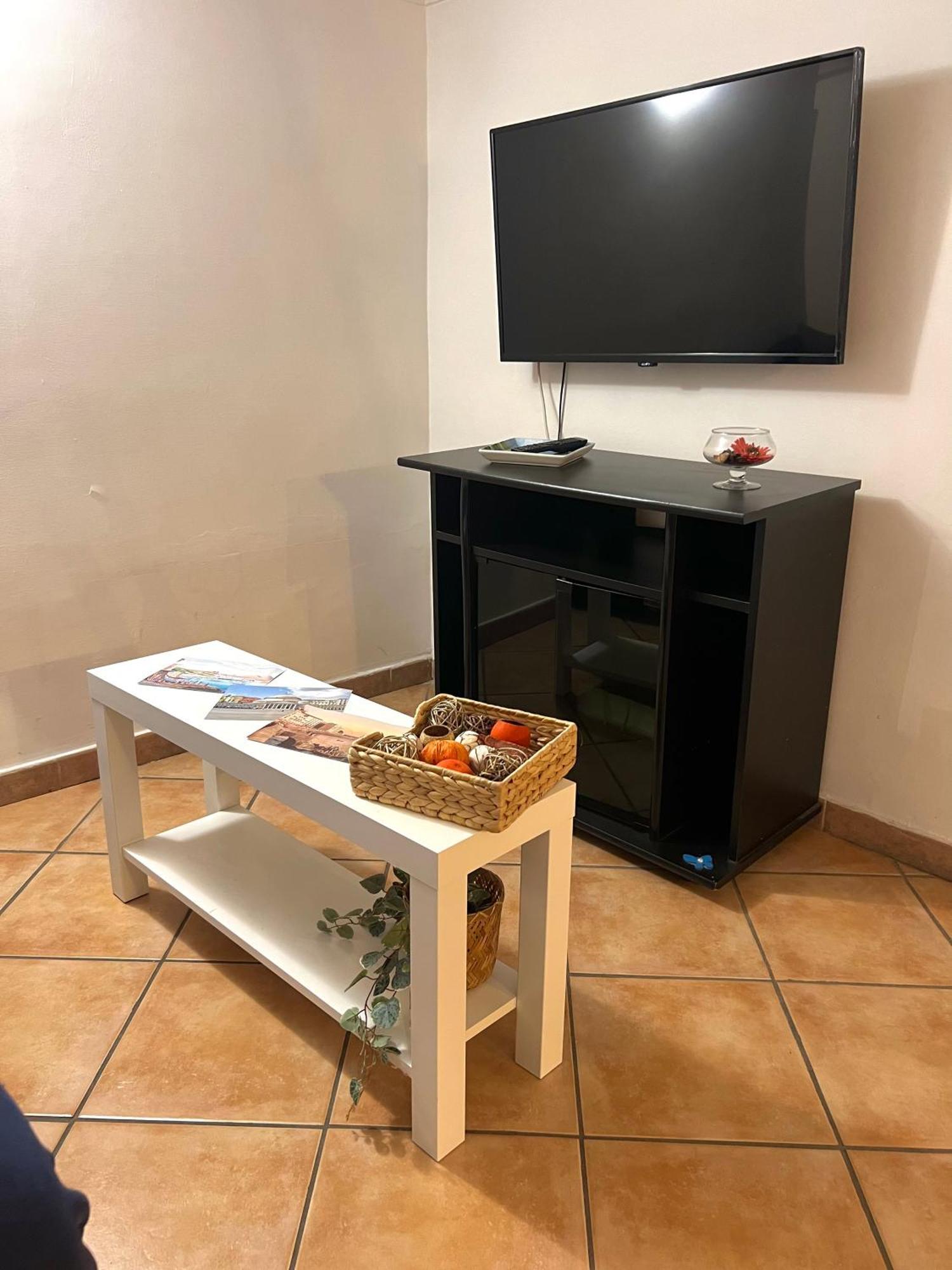 Core Guest House Наполи Екстериор снимка