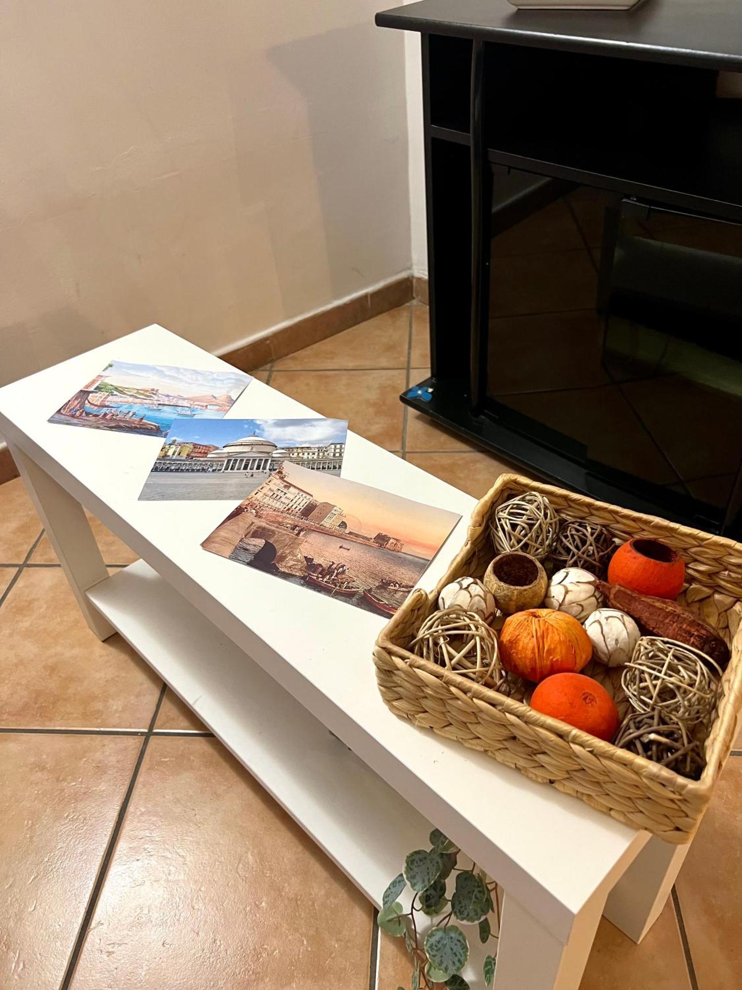 Core Guest House Наполи Екстериор снимка